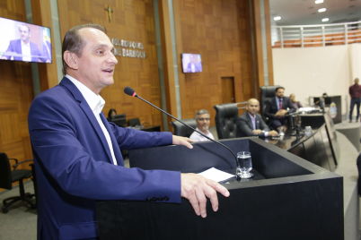 Wilson acusa Avalone de 'defender garimpeiro' em CPI e deputado rebate: “Extremamente deselegante”