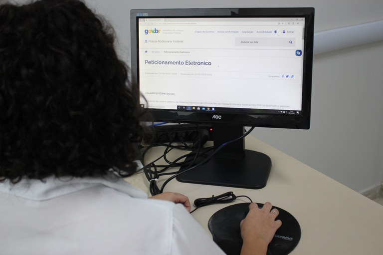 Era digital: atendimento virtual da PRF oferece vários serviços, gerando agilidade e comodidade