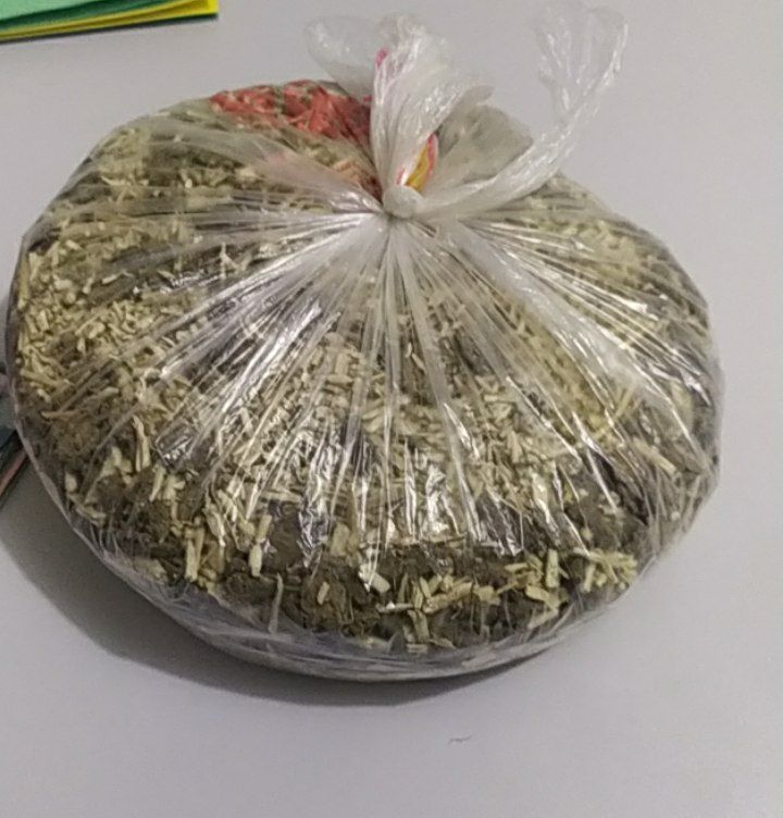 Seis pessoas são presas em flagrante na tentativa de levar drogas à unidade prisional do município