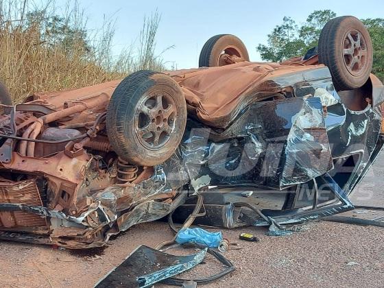 Casal fica ferido em colisão grave em rodovia próximo de Juína