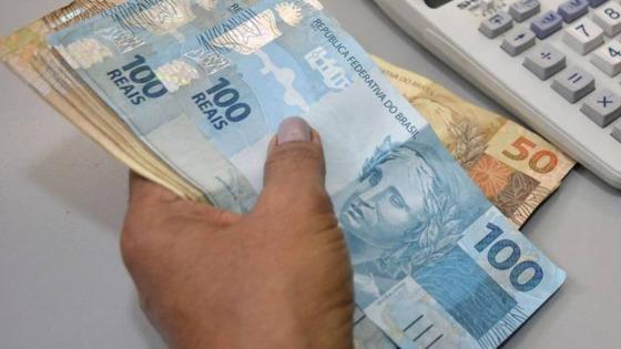 Mãe de empresário de Juína cai em golpe e perde quase 10 mil reais