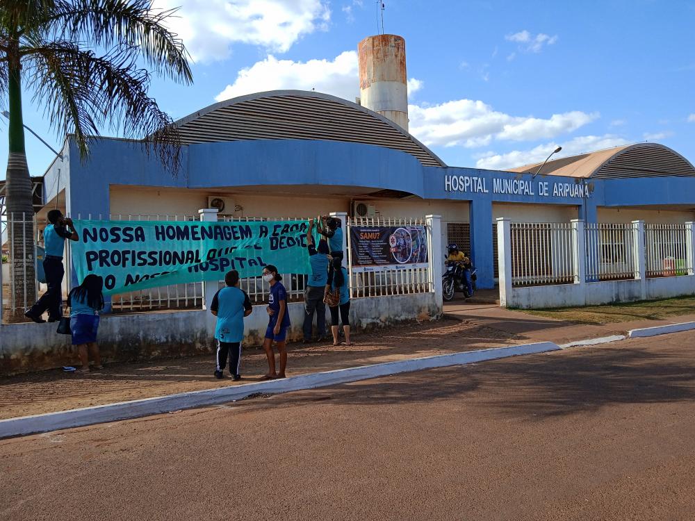 IGREJA ADVENTISTA FAZ HOMENAGENS AOS PROFISSIONAIS DE SAÚDE DE ARIPUANA-MT