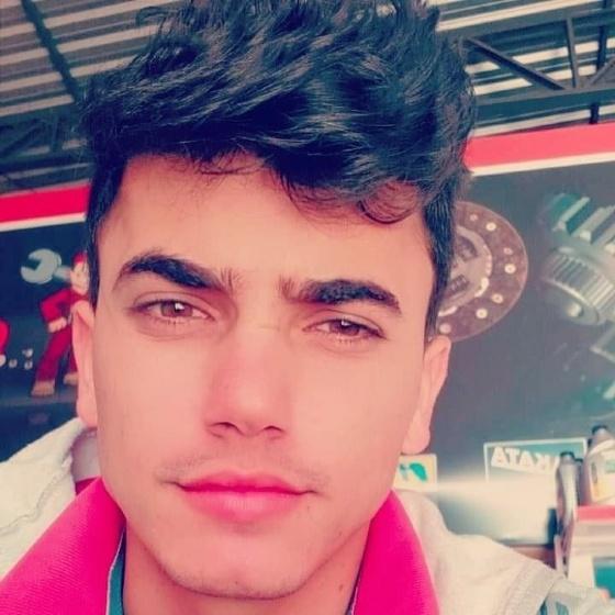 Jovem morre afogado ao tentar tirar selfie em Aripuanã - Fotos