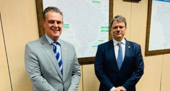 Senador vê desrespeito se ministro de Bolsonaro disputar eleição por MT