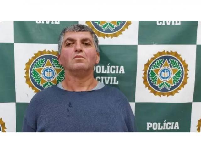 Homem mata vizinho após reclamação de galo que aprendeu a cantar 'Bolsonaro'