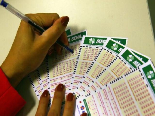 Mega-Sena sorteia nesta quarta-feira prêmio acumulado em R$ 8 milhões