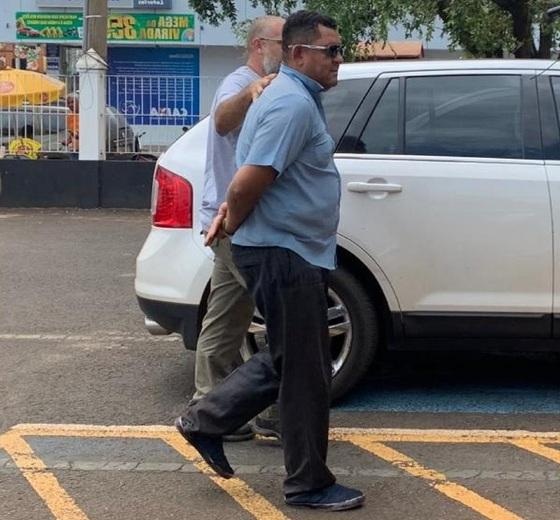 Preso, homem confirma que esfaqueou médico. 