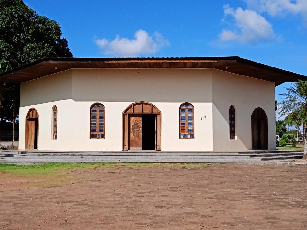 PARÓQUIA SÃO FRANCISCO NOS PREPARATIVOS FESTA DAS MÃES EM ARIPUANÃ MT.
