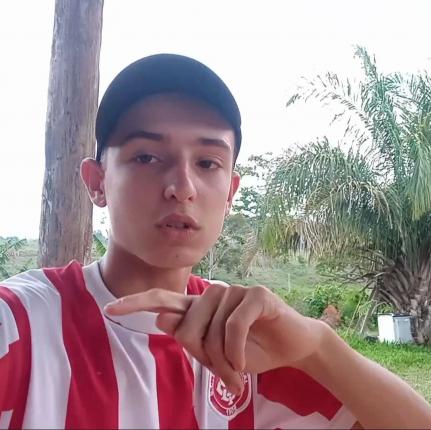 Adolescente morre com tiro acidental no pescoço em MT