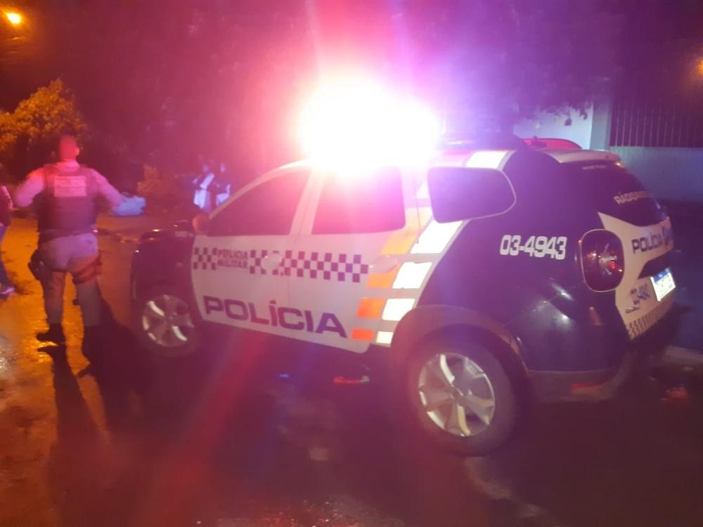 Homem morre ao ser atingido por 10 tiros