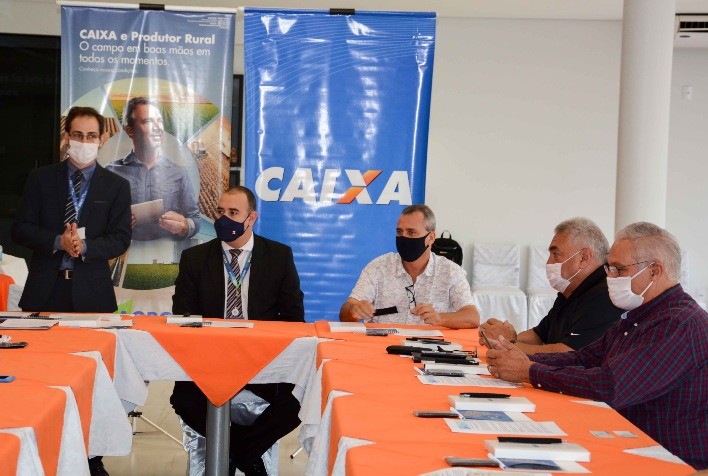 Produtor tem recursos disponíveis da Caixa para Pronaf e Pronampe, informa FAESC