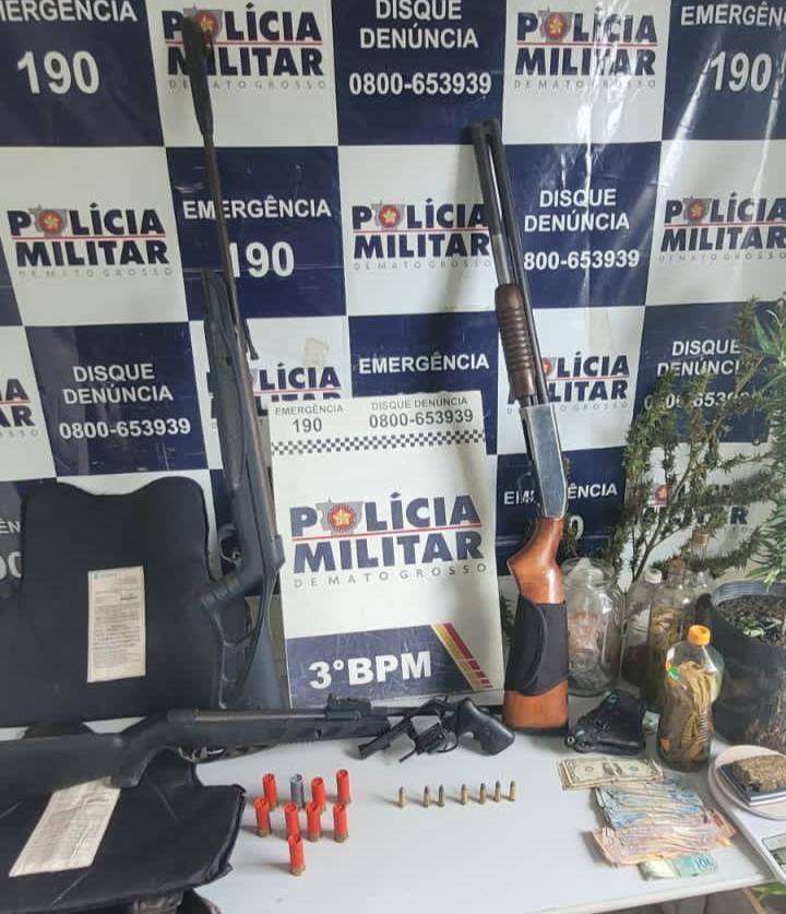 Polícia Militar desarticula quadrilha e apreende armas de fogo, munições e drogas