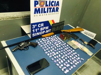 Sinop: Dois são presos por tráfico e PM apreende 148 porções de cocaína e armas