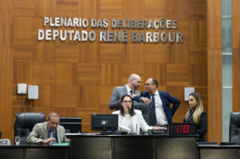 Pedido de vista adia votação de mensagem que trata da pesca em Mato Grosso