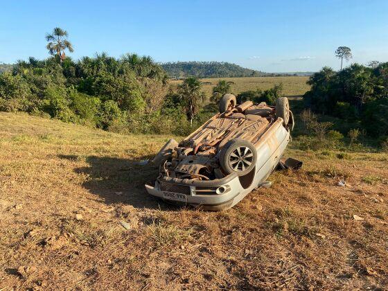 Motorista bêbado capota veículo em Aripuanã e acaba preso pela PM
