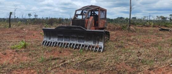 Sema e Dema apreendem máquinas, tratores e armas de fogo durante fiscalização ambiental