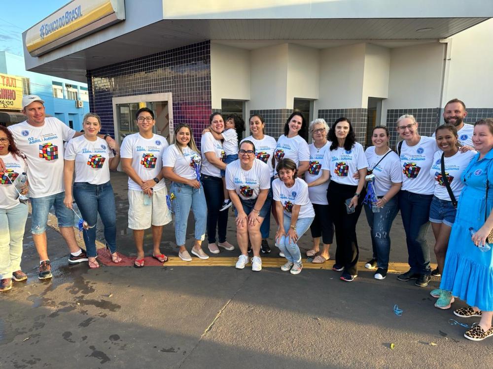 MÊS DE CONCIENTIZAÇÃO SOBRE AUTISMO