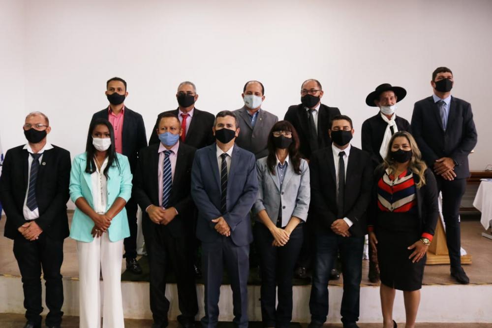 Vereadores são empossados em Aripuanã