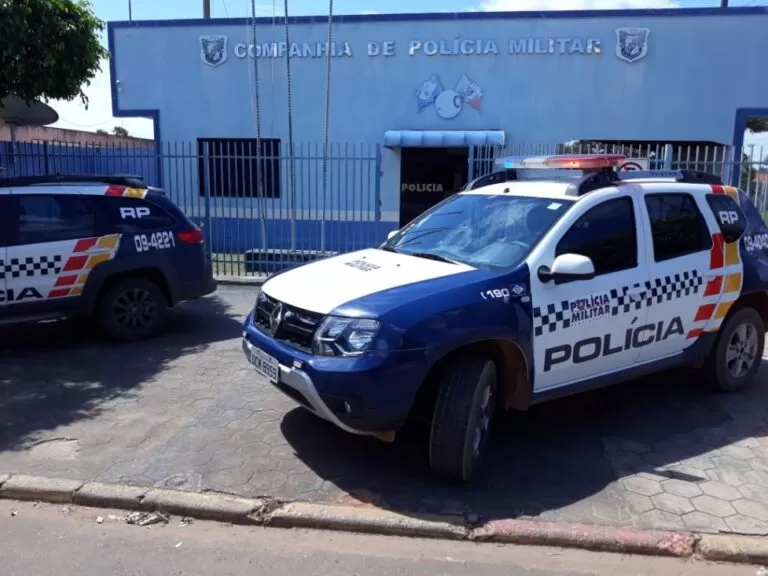 Caminhonete recém adquirida é furtada em barracão de empresa em Colíder