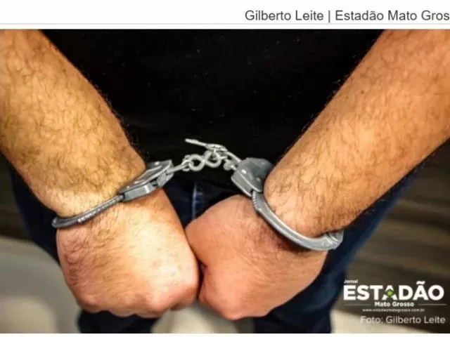 Homem é preso por tentar matar atual da ex