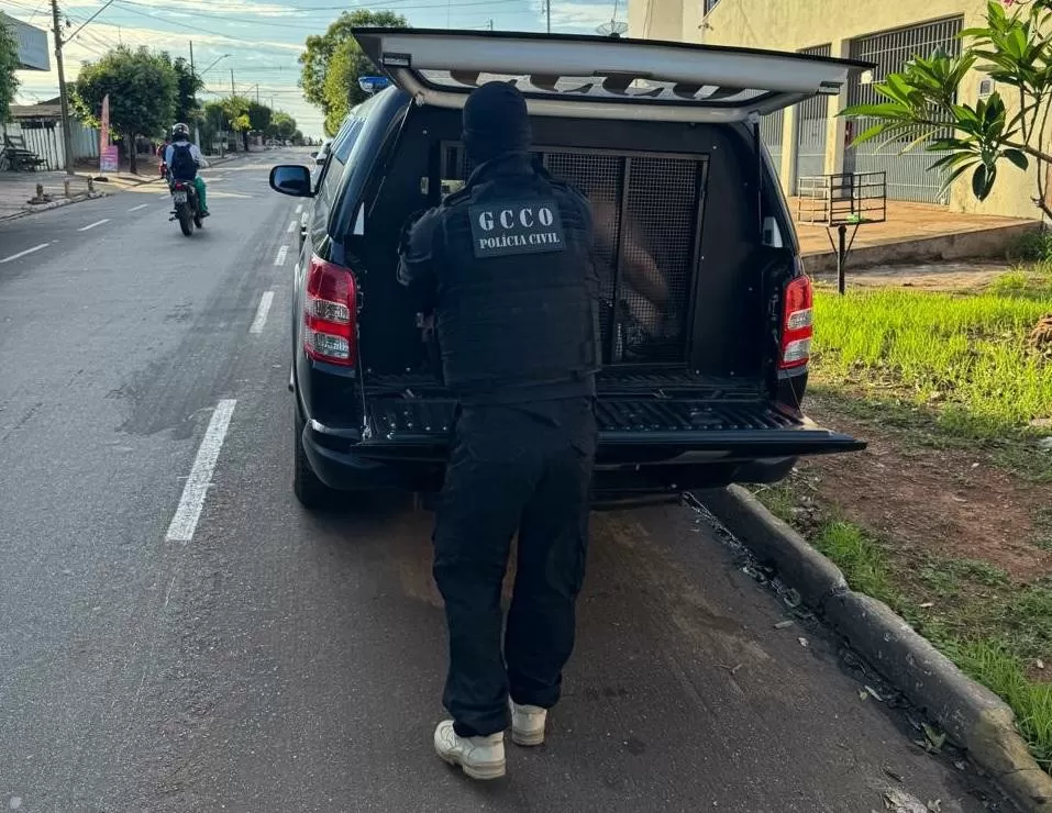 Polícia Civil cumpre mandados em investigações de furto de defensivos e comércio ilegal de armas para facções