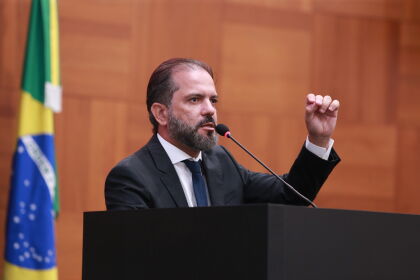 Uso de copos descartáveis plásticos podem ser proibidos em eventos oficiais