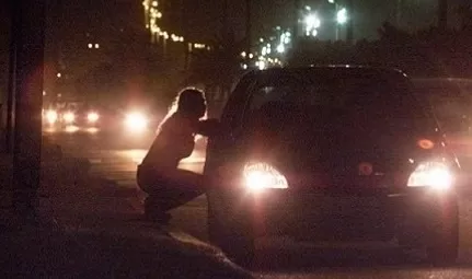 Personal tenta estuprar mulher após se recusar a pagar por programa em MT