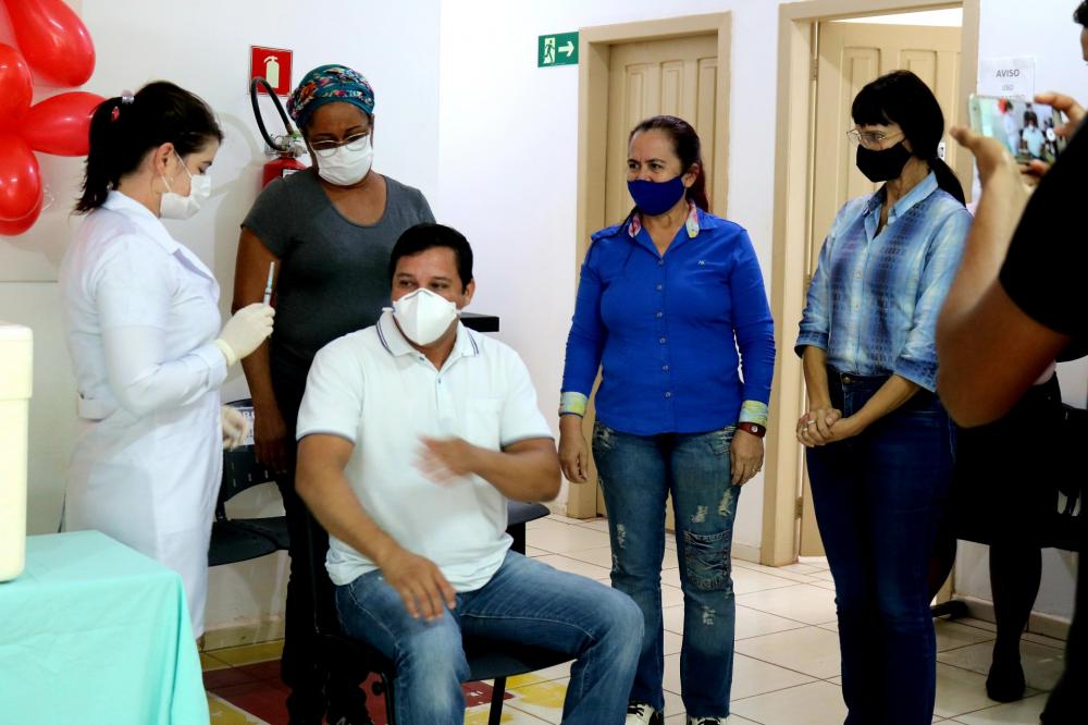 Mais de 200 pessoas já receberam a primeira dose da vacina contra Covid-19 em Aripuanã