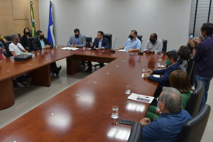 Mesa Diretora e Sindal selam acordo sobre progressão de carreira de servidores da ALMT