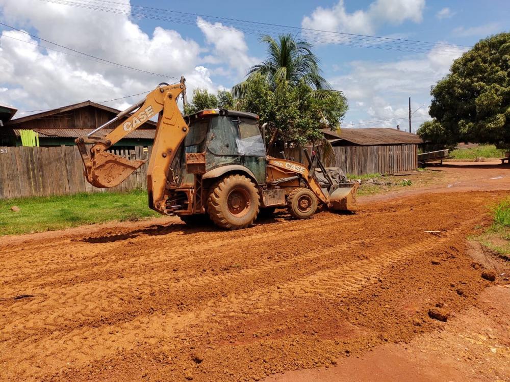 SINFRA iniciou Operação tapa-buracos e a recuperação de ruas e vielas em Aripuanã