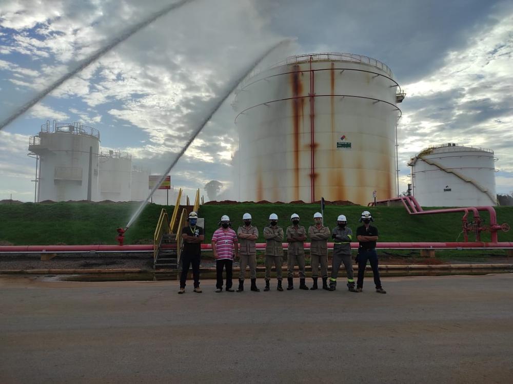 Bombeiros realizaram análise do projeto e vistoria na maior indústria de etanol de milho do Brasil
