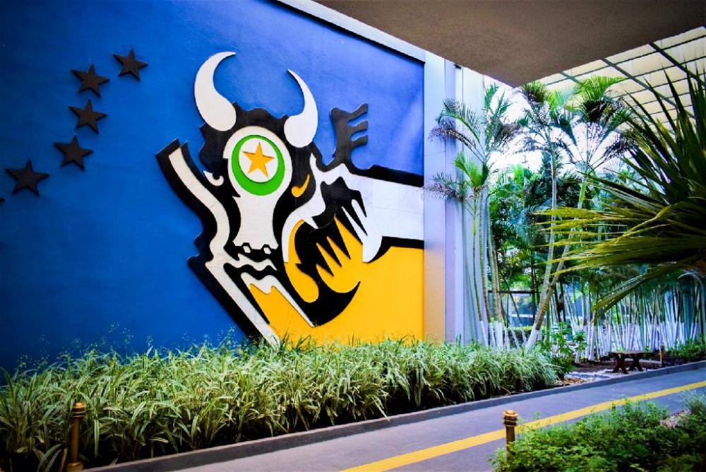 Governo de Mato Grosso debate novas medidas contra a covid-19 com Poderes e prefeitos