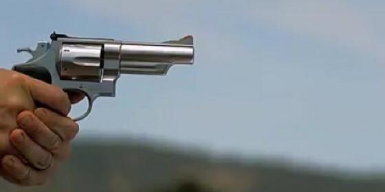 Homem é executado a tiros na frente do irmão por dívida de droga em Tangará