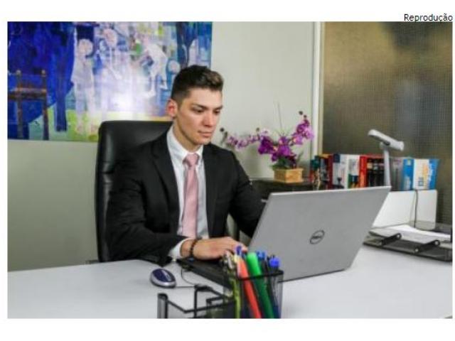 Polícia em Sinop 'fecha' festa na casa de defensor público com 60 pessoas