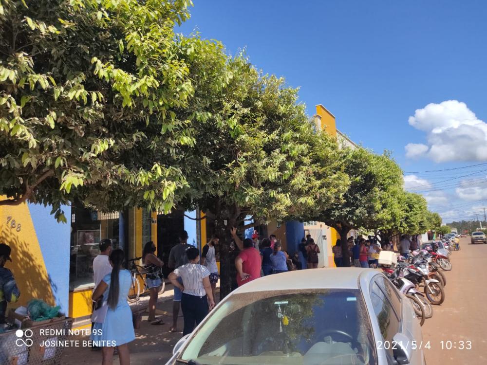 POPULAÇÃO DE ARIPUANÃ FAZ APELO A AUTORIDADES PARA QUE DIMINUAM TEMPO DE ATENDIMENTO AO CONSUMIDOR.