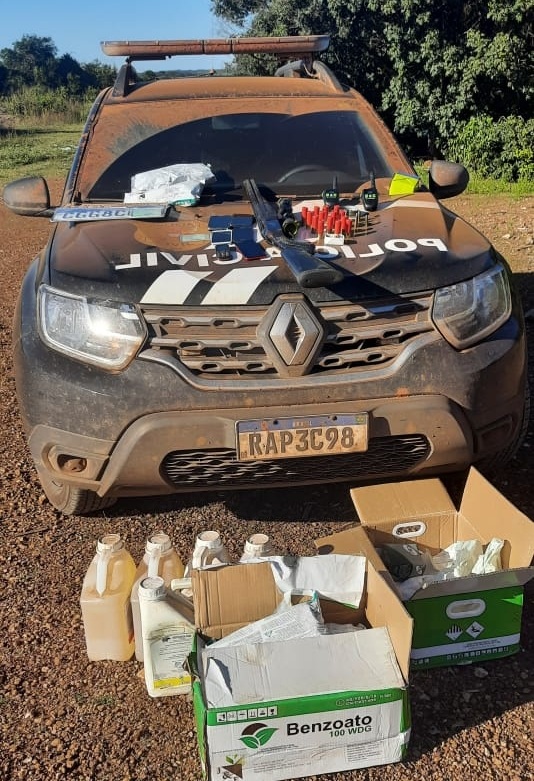 DERF e GOE fazem operação apreendem arma e defensivo agrícola do Paraguai