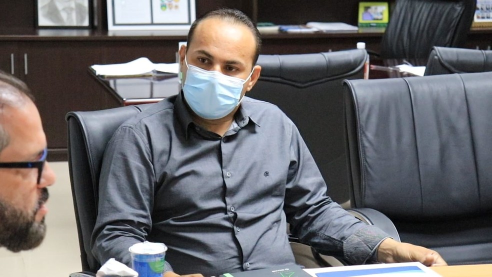 Vereador assume prefeitura após prefeito e vice serem cassados